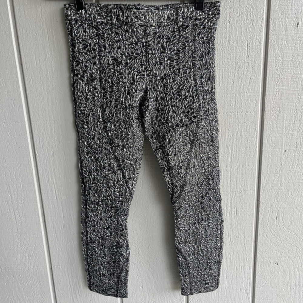 Faith Connexion Silver Brocade‎ Crop Leggings Size 38 US 6